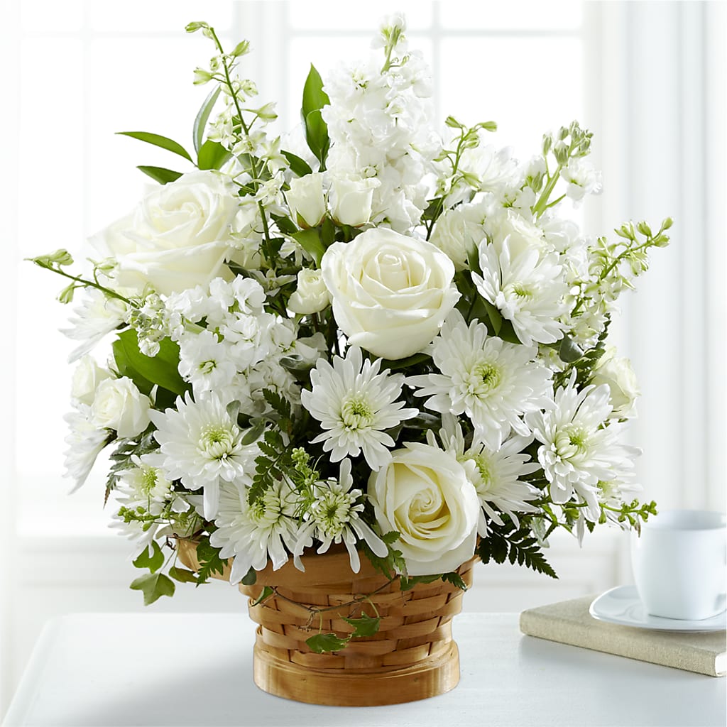 Heartfelt Condolences Arrangement –  Chillicothe High Street Flower Shop, Chillicothe OH