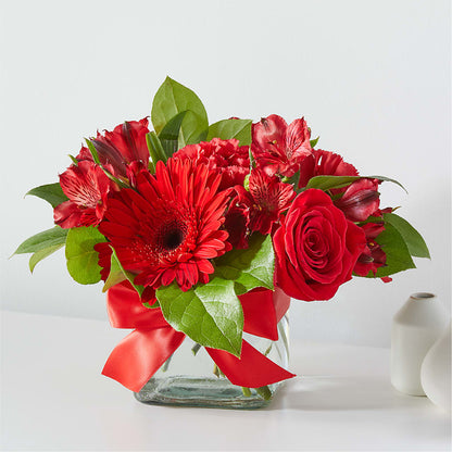 Red Hot Bouquet –  Chillicothe High Street Flower Shop, Chillicothe OH